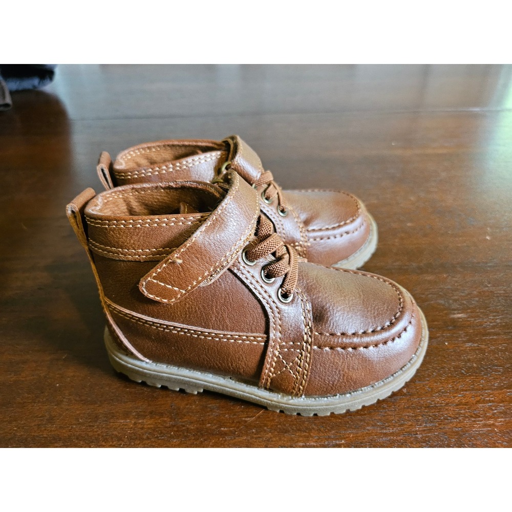The Children's Place Boots Kids Size 7 Brown Faux Leather Chukka Moc Toe